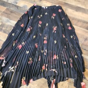Wilfred Asymmetrical Black Floral Skirt